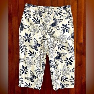 Coral Bay Women’s Navy and White Butterfly Print Capris Size 10